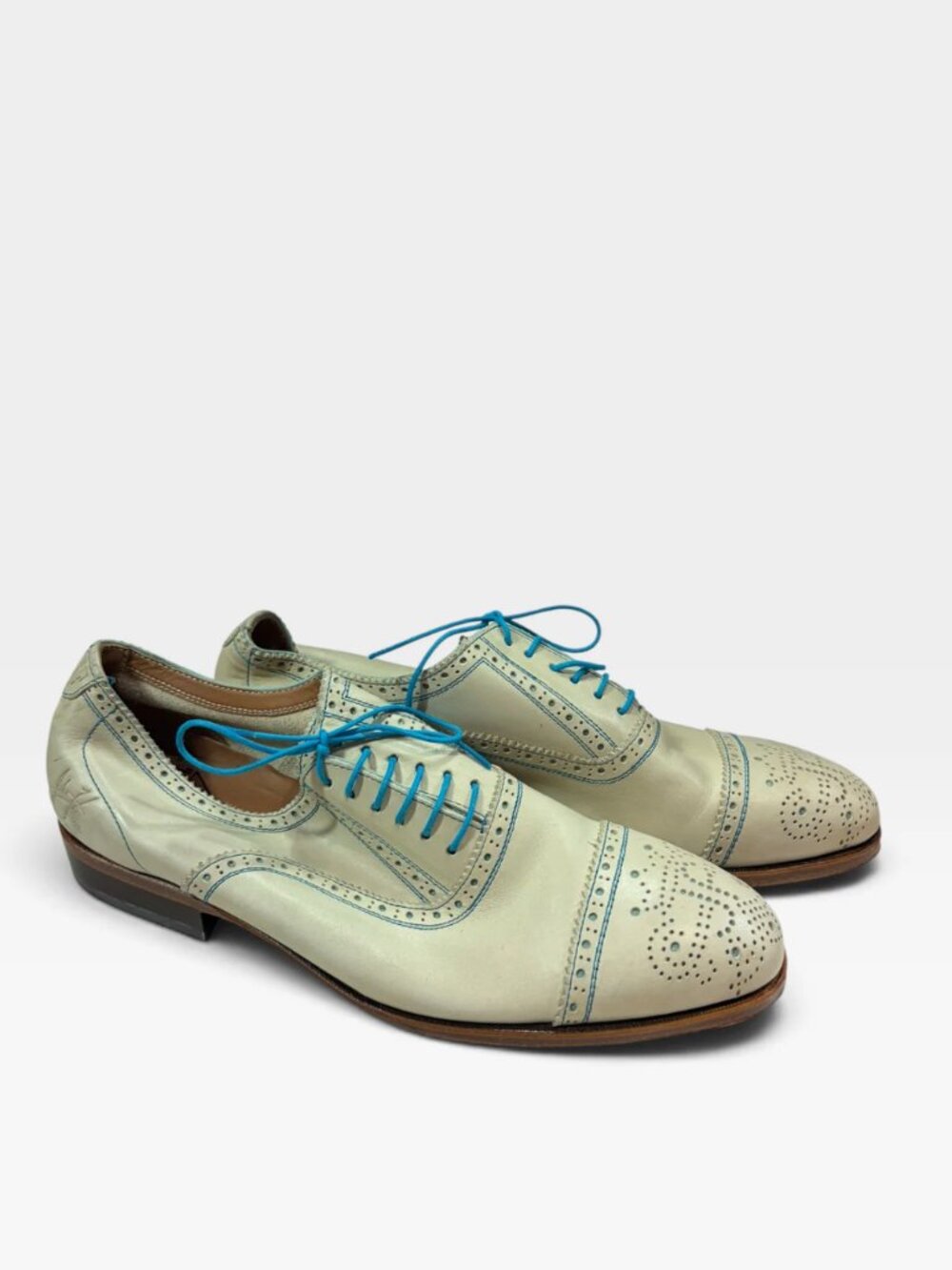 John Fluevog Cream Shoes, Mens 7.5 (Womans 9)